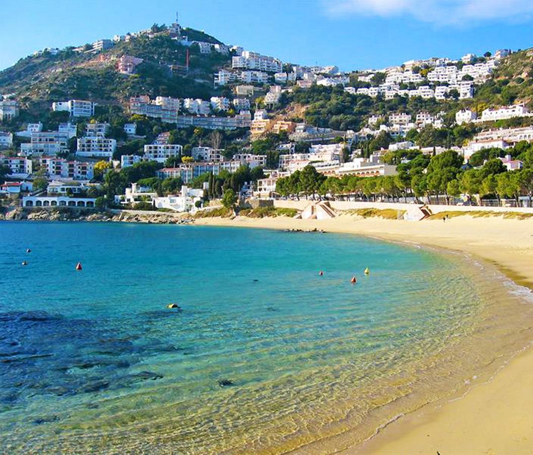 Amazing Seaview Apartment With Terrace & Parking - Casa Artevida Ρόζες Εξωτερικό φωτογραφία